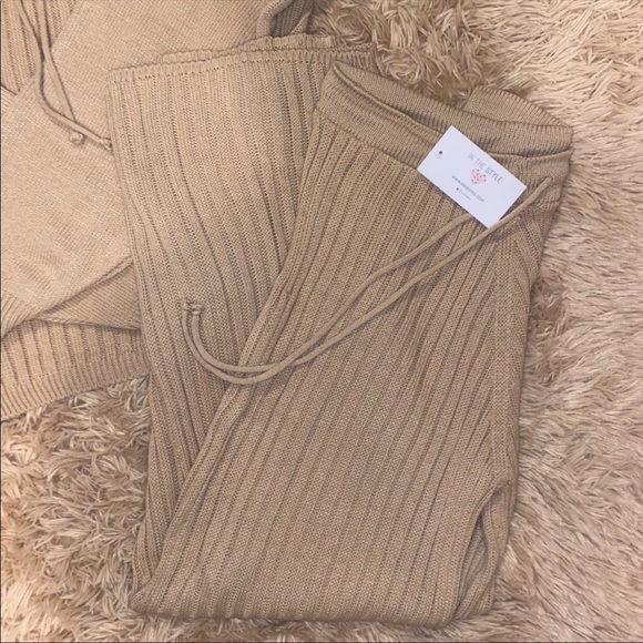 NWT Cozy Set 🤎 - Picture 13 of 15